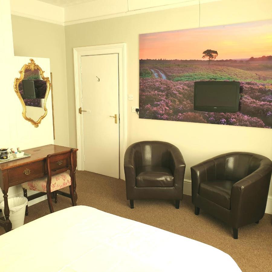 Bed and Breakfast Madison House à Southampton Extérieur photo