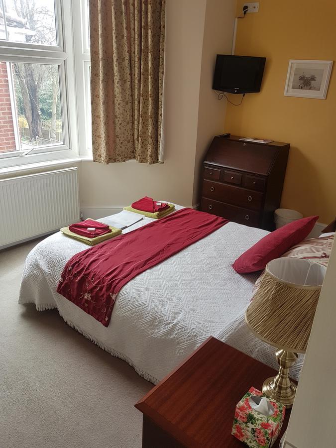 Bed and Breakfast Madison House à Southampton Extérieur photo